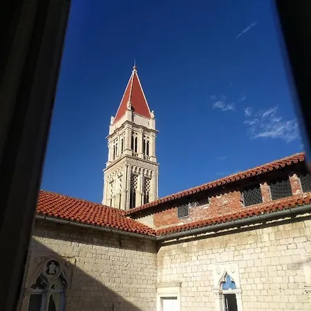 Apartment Stella Old Town Trogir, With Balcony *