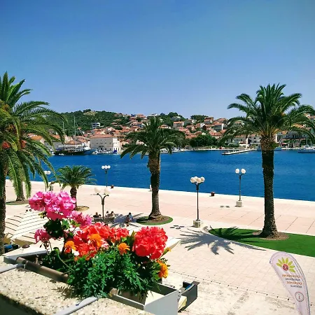 Apartment Stella Old Town Trogir, With Balcony *