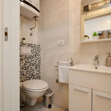 Stella Old Town Trogir, With Balcony 公寓