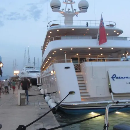 Stella Old Town Trogir, With Balcony 公寓 特罗吉尔