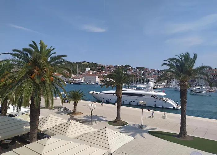 شقة Stella Old Town Trogir, With Balcony تروغير